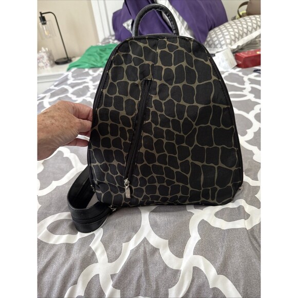Bagallini Crossbody/backpack - Picture 1 of 9